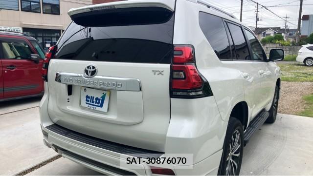 Toyota LAND CRUISER PRADO 2021-04 8362281-1