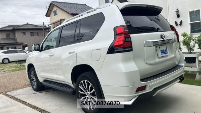Toyota LAND CRUISER PRADO 2021-04 8362281-13