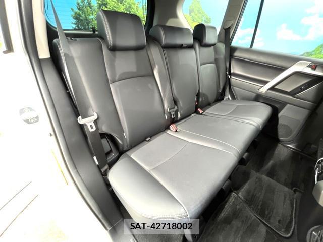 Toyota LAND CRUISER PRADO 2023-04 8362793-8
