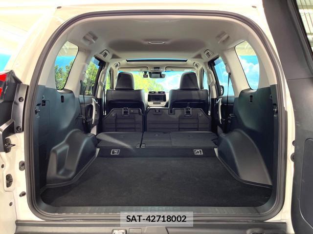 Toyota LAND CRUISER PRADO 2023-04 8362793-9