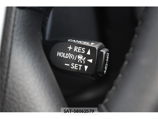 Toyota LAND CRUISER PRADO 2022-05 8362965-3