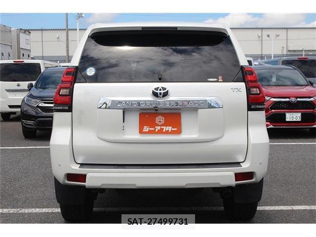 Toyota LAND CRUISER PRADO 2018-09 8362967-8