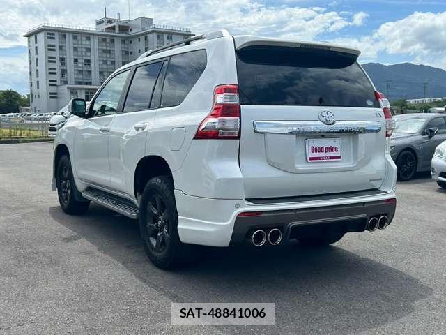 Toyota LAND CRUISER PRADO 2015-02 8363198-14