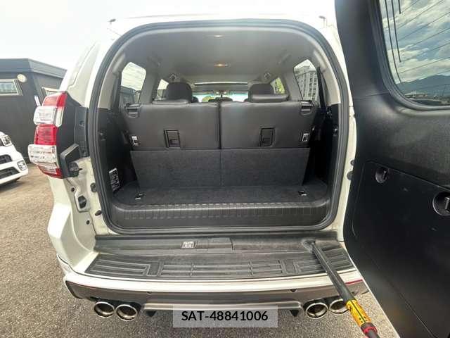 Toyota LAND CRUISER PRADO 2015-02 8363198-17