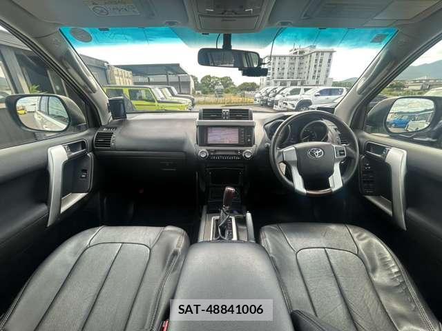 Toyota LAND CRUISER PRADO 2015-02 8363198-2