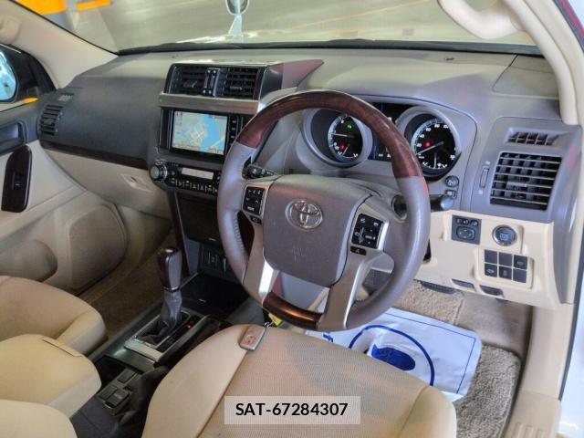 Toyota LAND CRUISER PRADO 2015-09 8363414-2
