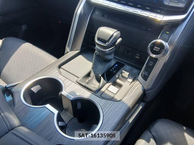 Toyota LAND CRUISER 2024-05 8360658-10