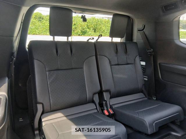 Toyota LAND CRUISER 2024-05 8360658-17