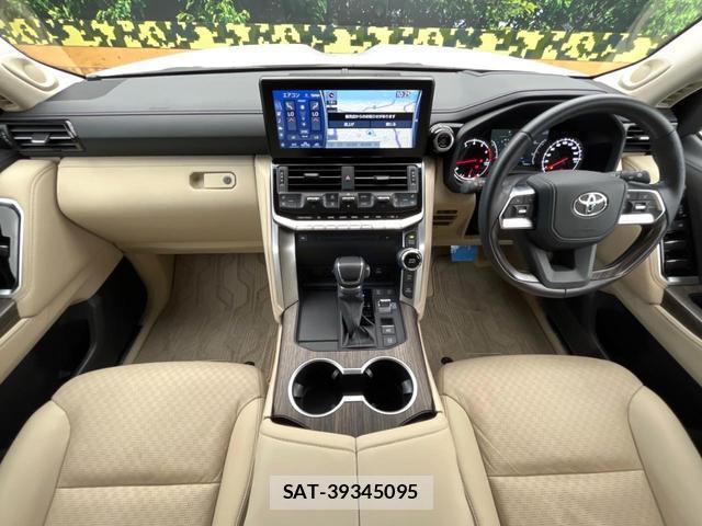 Toyota LAND CRUISER 2023-08 8361740-1