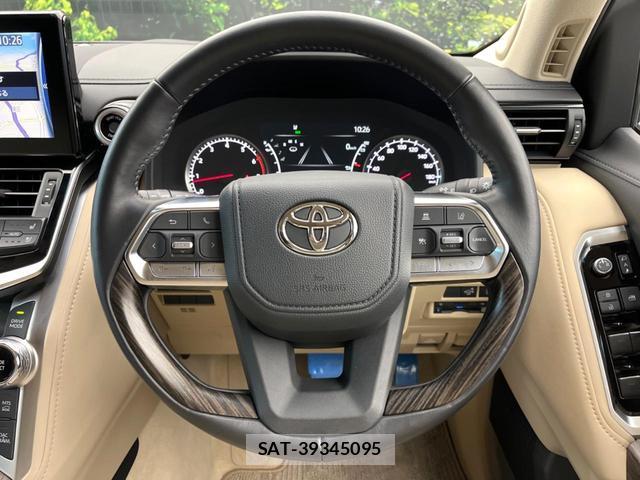 Toyota LAND CRUISER 2023-08 8361740-12