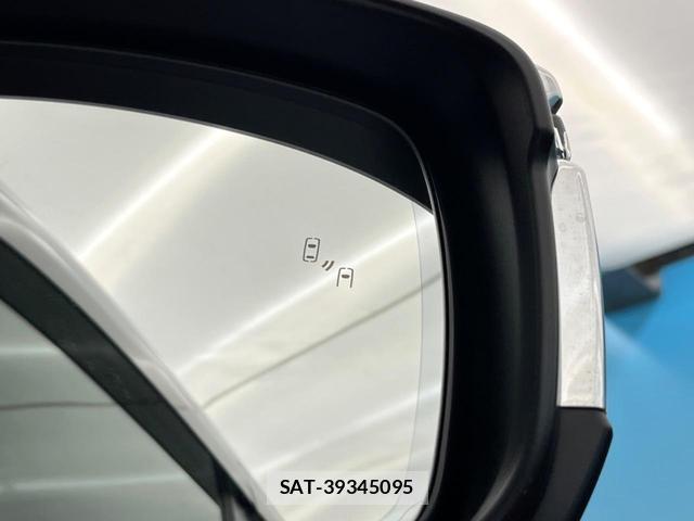 Toyota LAND CRUISER 2023-08 8361740-7