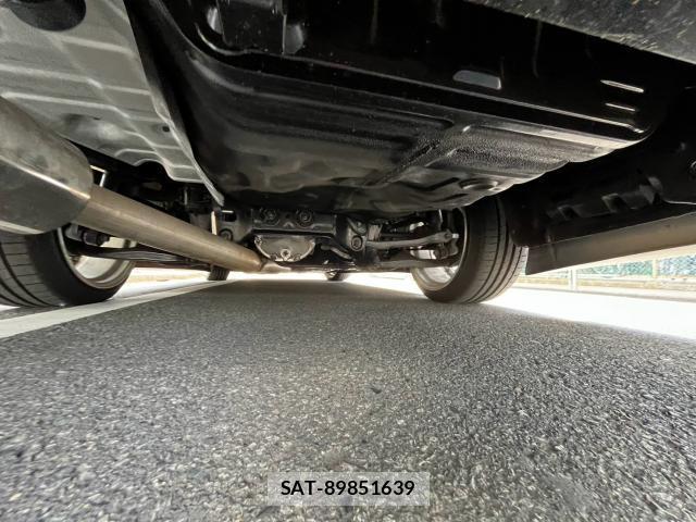 Nissan LAUREL 1999-01 8362893-7