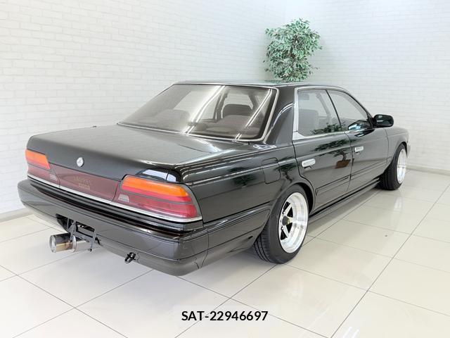 Nissan LAUREL 1990-03 8362951-1