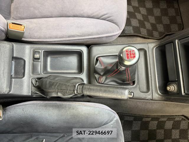 Nissan LAUREL 1990-03 8362951-12