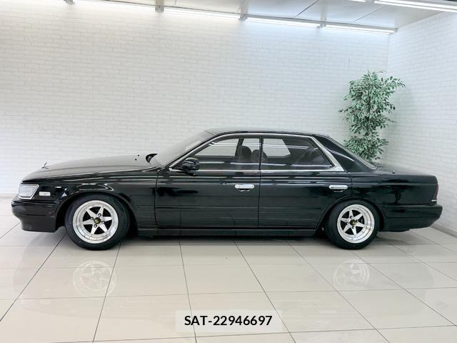 Nissan LAUREL 1990-03 8362951-14