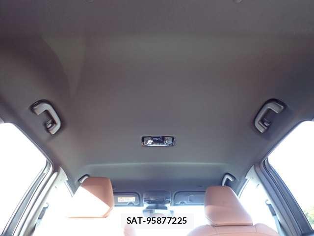 Lexus LBX 2024-05 8362448-13