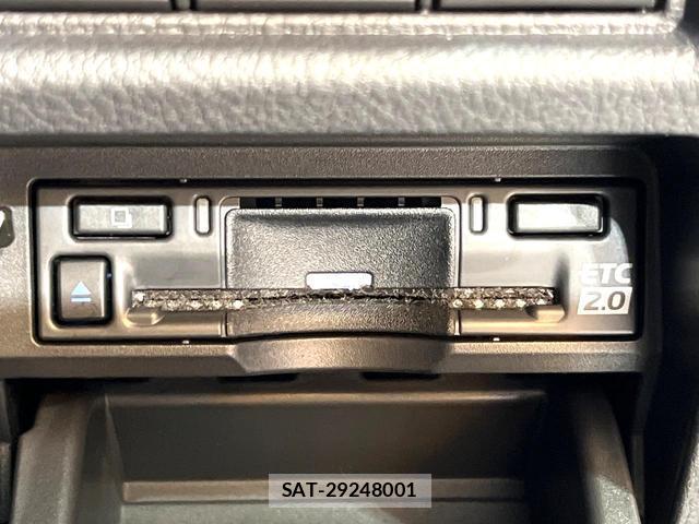 Lexus LBX 2024-02 8363009-4