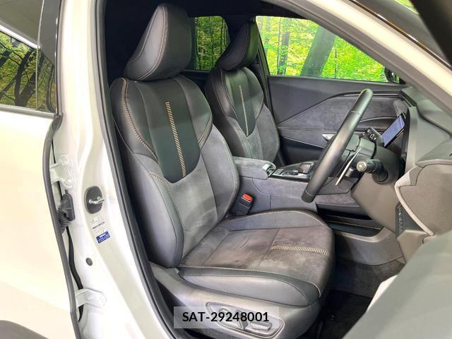 Lexus LBX 2024-02 8363009-8