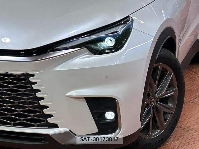 Lexus LBX 2024-05 8363156-11