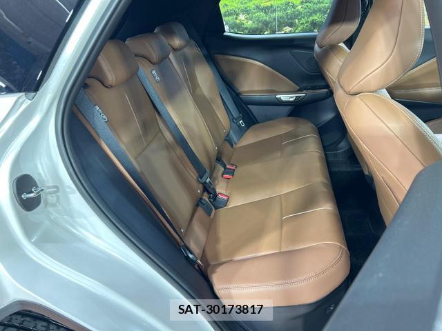 Lexus LBX 2024-05 8363156-8