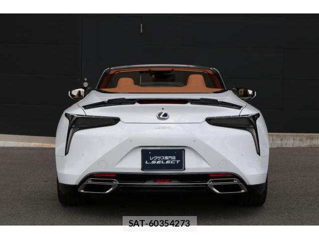 Lexus LC 2023-09 8363600-18