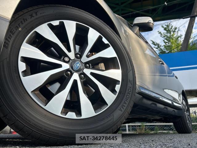 Subaru OUTBACK 2017-04 8361454-13