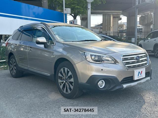 Subaru OUTBACK 2017-04 8361454-16