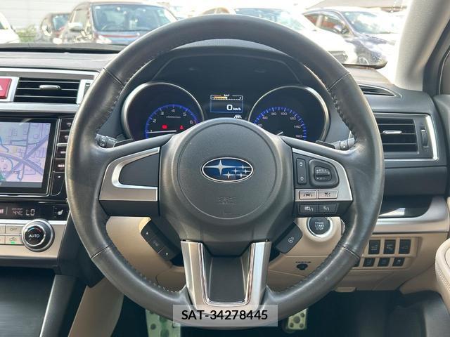 Subaru OUTBACK 2017-04 8361454-8