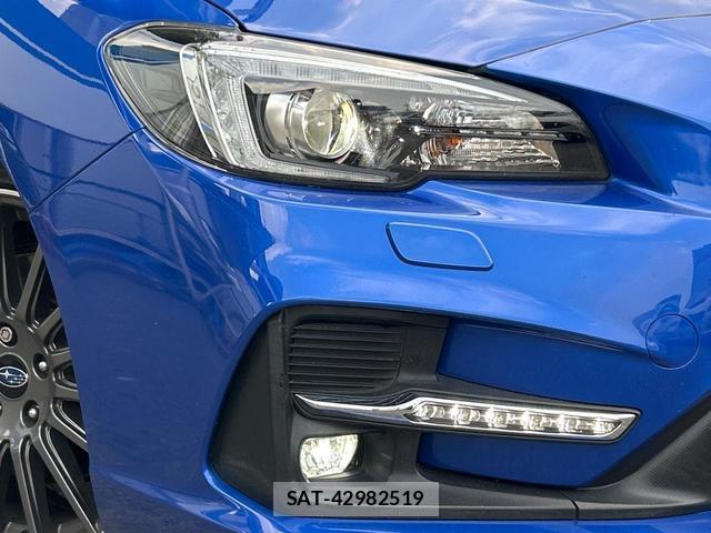 Subaru LEVORG 2017-08 8361456-11