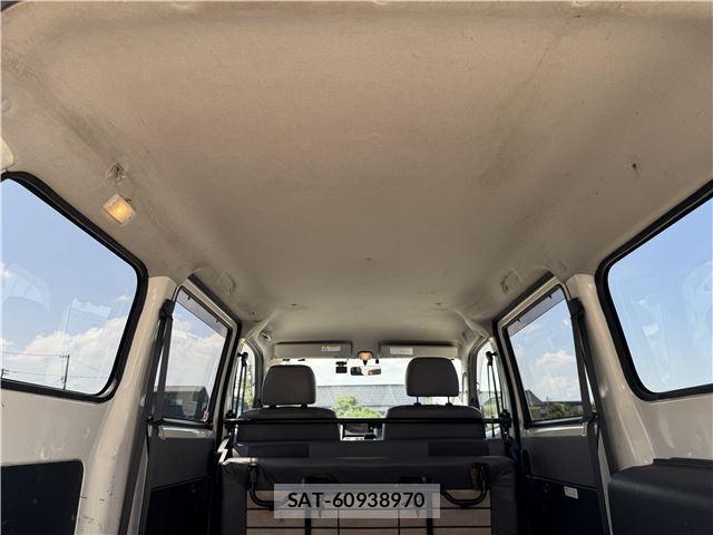 Toyota LITEACE VAN 2017 8362301-18