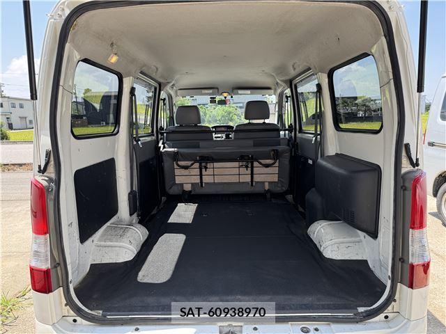 Toyota LITEACE VAN 2017 8362301-19