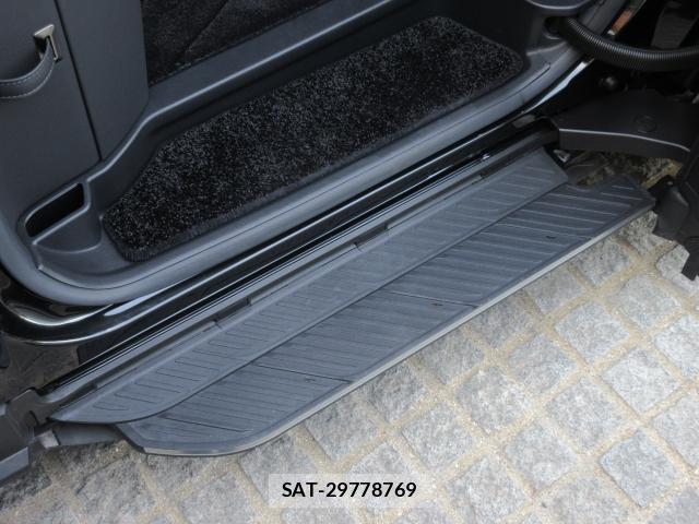Lexus LM 2024-02 8362004-8