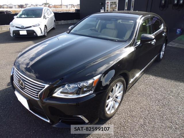 Lexus LS 2017 8361081-1