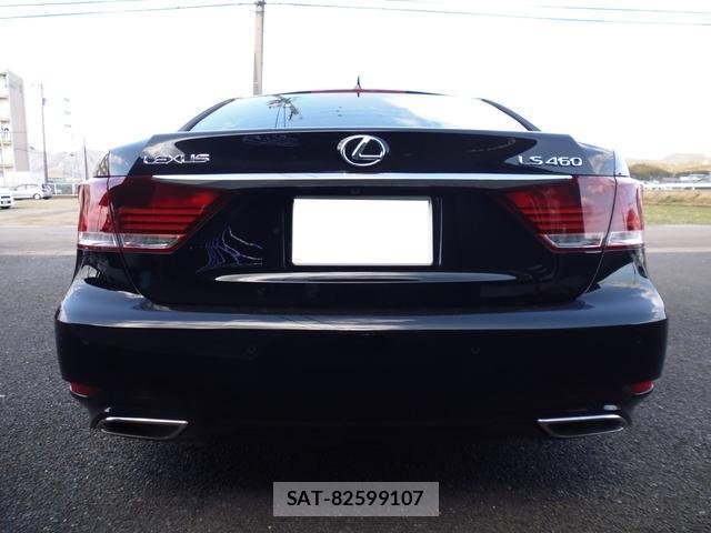 Lexus LS 2017 8361081-3
