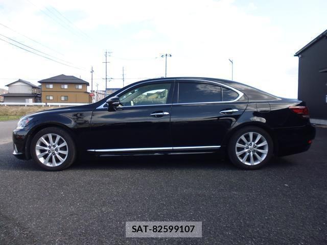 Lexus LS 2017 8361081-7