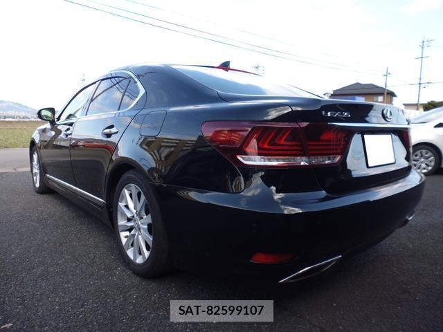 Lexus LS 2017 8361081-9