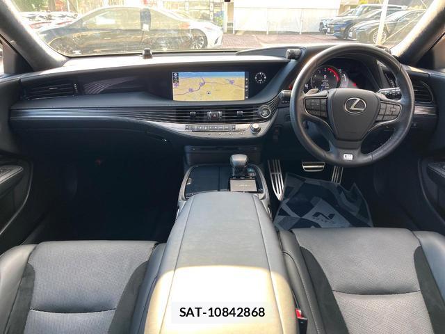 Lexus LS 2020-06 8361570-1