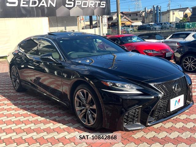 Lexus LS 2020-06 8361570-15