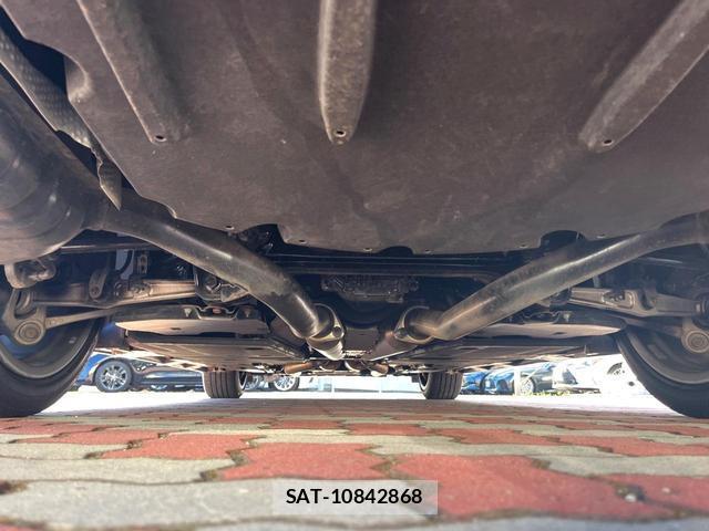 Lexus LS 2020-06 8361570-18