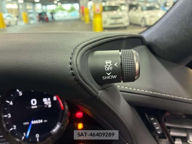 Lexus LS 2020-01 8362135-11