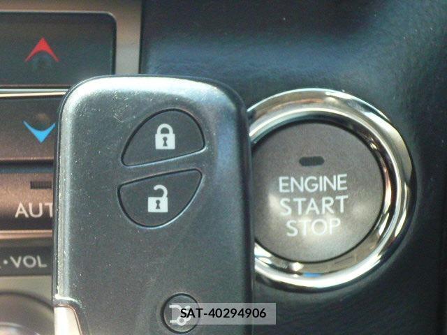 Lexus LS 2012-10 8362369-5