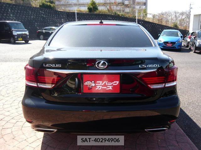 Lexus LS 2012-10 8362369-6
