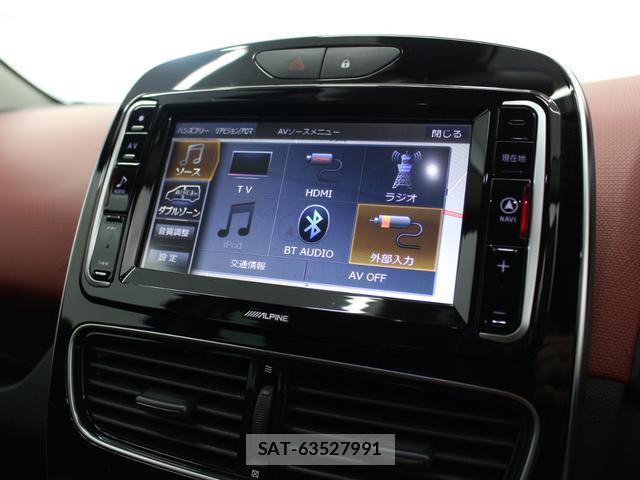 Renault LUTECIA 2018-08 8362818-8