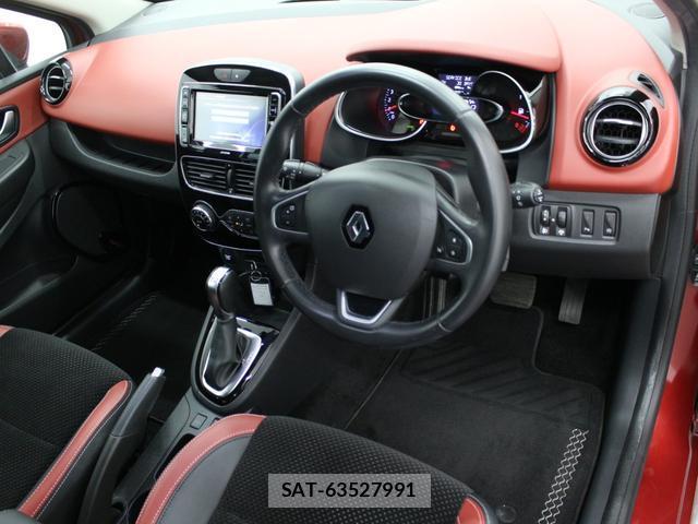 Renault LUTECIA 2018-08 8362818-9