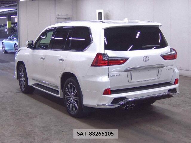 Lexus LX 2020-04 8360757-1