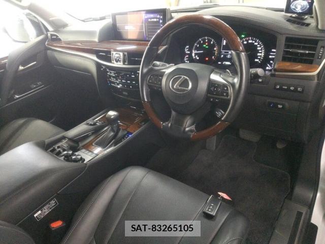Lexus LX 2020-04 8360757-2