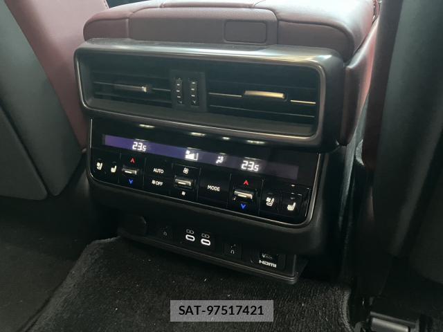 Lexus LX 2022-01 8360948-17