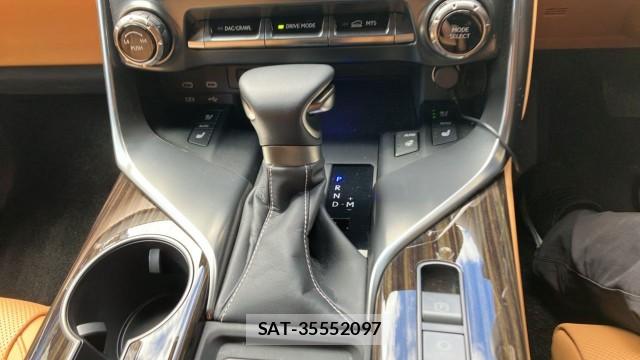 Lexus LX 2025-08 8362287-14