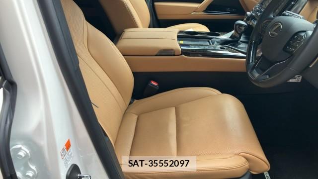 Lexus LX 2025-08 8362287-5