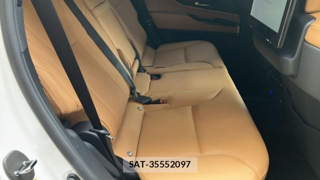 Lexus LX 2025-08 8362287-6